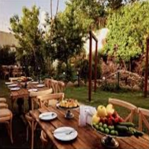 تالار نگین شرق