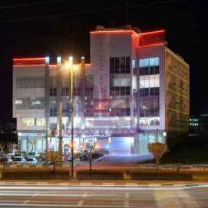 تالار پذیرایی آدونیس