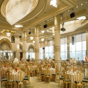 تالار مجلل آینه