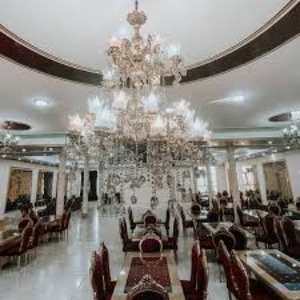 باغ تالار آراد و آرتمیس در زاهدان