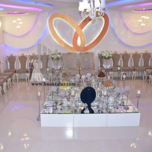 تالار ارغوان طلایی در غرب تهران