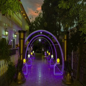 باغ تالار پردیس