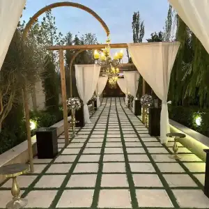 باغ تالار بهار گاردن