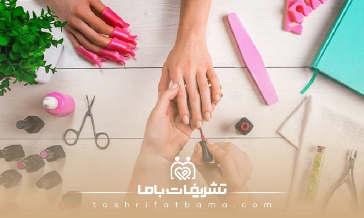 کاشت ناخن چیست؟