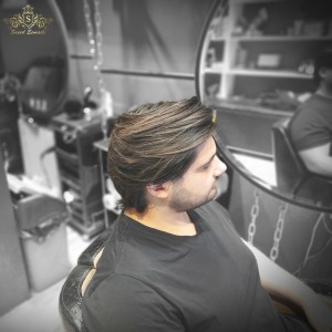 آرایشگاه مردانه چهره طلایی در سعادت آباد