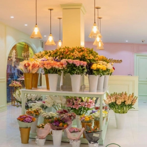 بهترین گل فروشی در سعادت آباد