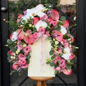 بهترین گل فروشی در سعادت آباد گل وندا