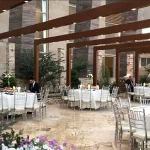 باغ تالار مهدیس