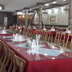 تالار خاوران