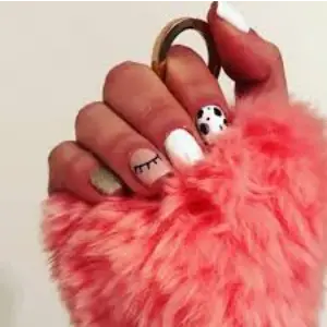 مرکز تخصصی کاشت ناخن طرلان