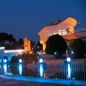 باغ تالار دارایی در شرق تهران