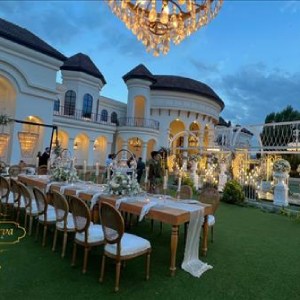 باغ تالار فرشتگان در شمال تهران