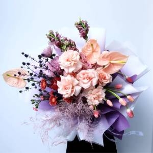 گل فروشی کاظمیان در نیاوران