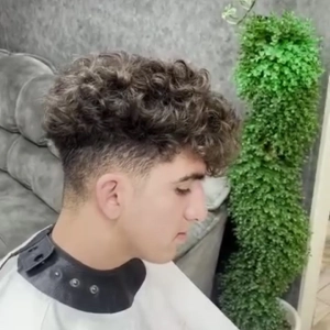 آرایشگاه مردانه عرفان در زنجان