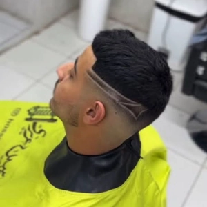 آرایشگاه مردانه سورنا در زنجان