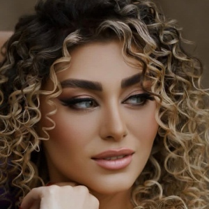 سالن زیبایی عروسان