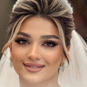 سالن زیبایی هستی صالحی