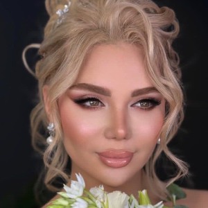 سالن زیبایی هستی صالحی