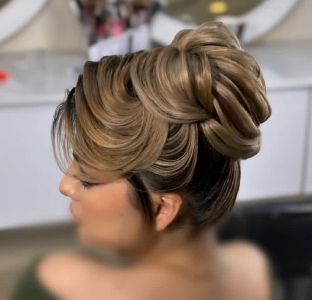 سالن زیبایی مریم اسلامی