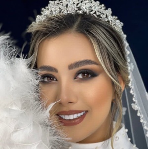 سالن زیبایی عروس مروارید