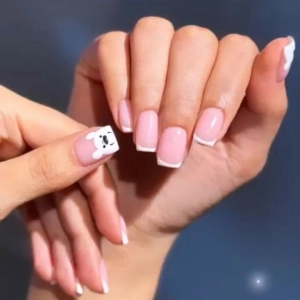 سمیرا حسینی ناخن کار در اصفهان