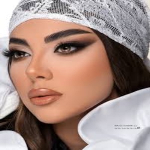 میکاپ آرتیست مهلا تهرانی در اصفهان