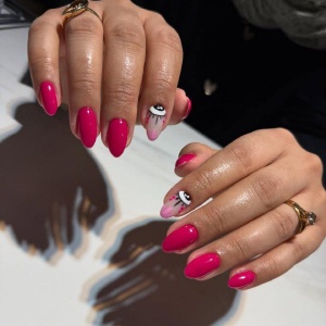 سالن الناز عطایی بهترین سالن مانیکور و پدیکور در مشهد