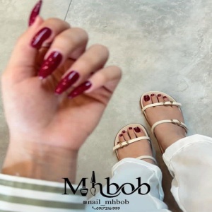 مرکز کاشت ناخن محبوب بهترین سالن پدیکور و مانیکور در شیراز