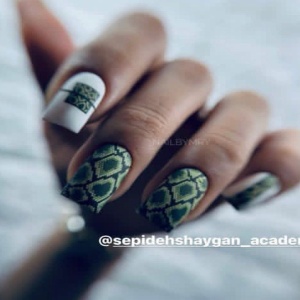 سالن سپیده شایگان بهترین سالن مانیکور و پدیکور در مشهد