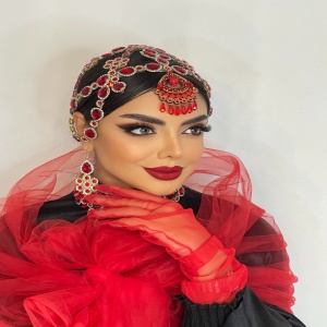 تکتم حسنی میکاپ آرتیست مشهد