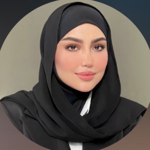 زهرا یگانه میکاپ آرتیست مشهد