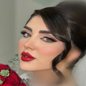زهرا یگانه میکاپ آرتیست مشهد