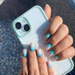 مرکز کاشت ناخن مینا