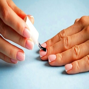 کاشت ناخن سمانه حاتمیان