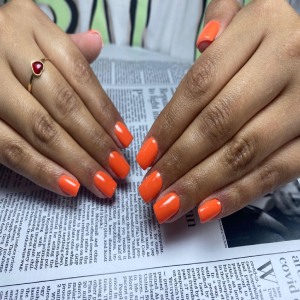 کاشت ناخن سارانل