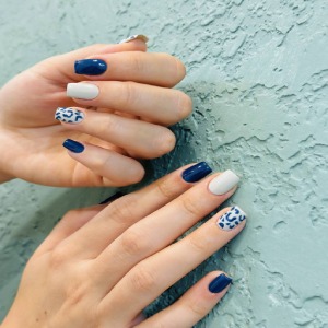 سالن فوق تخصصی vip و عروس دینا