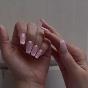 سالن زیبایی ماکیاژ