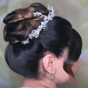 سالن زیبایی افق