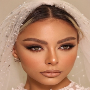 سارا صدر بهترین میکاپ آرتیست اصفهان