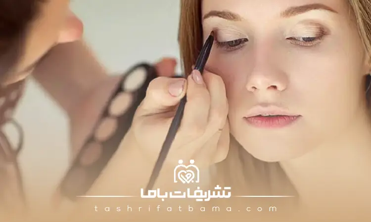 چه عواملی در دستمزد میکاپ آرتیست تاثیر دارد؟